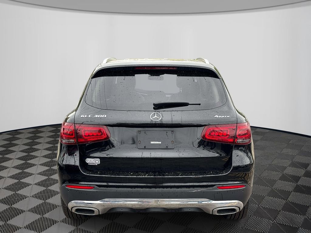 Used 2021 Mercedes-Benz GLC 300 4MATIC image 4