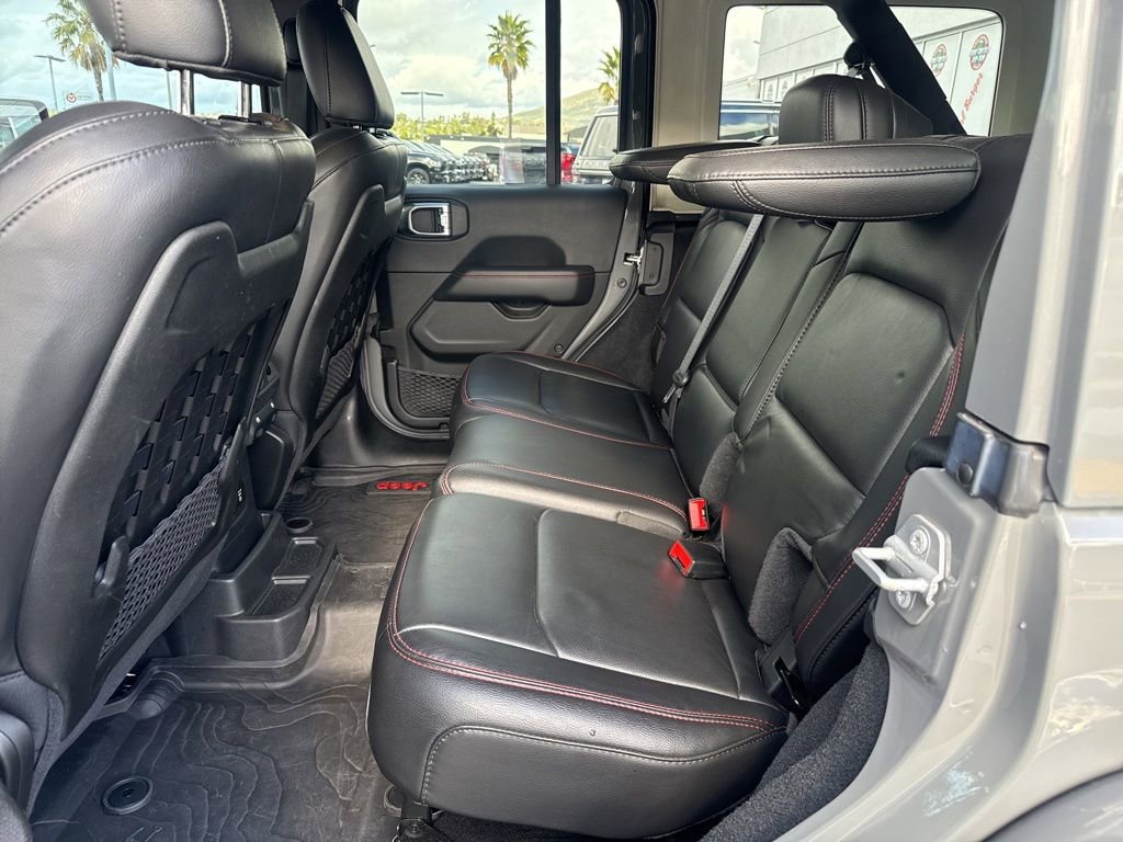 Certified 2021 Jeep Wrangler Unlimited Rubicon w/ Xtreme Recon 35" Tire Package image 17