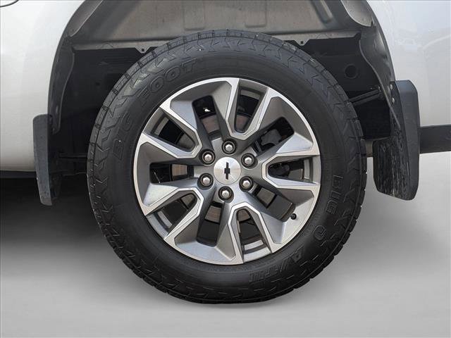 Used 2022 Chevrolet Silverado 1500 RST w/ Safety Package image 9