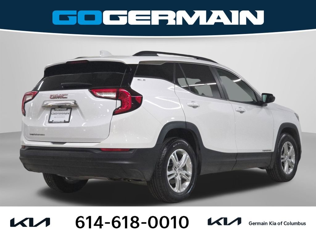 Used 2023 GMC Terrain SLE w/ Driver Convenience Package FWD image 8