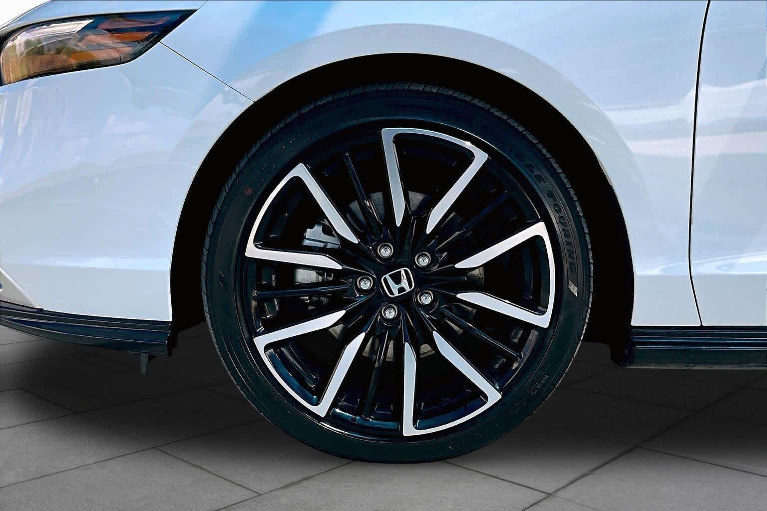 Used 2026 Honda Accord Touring image 10