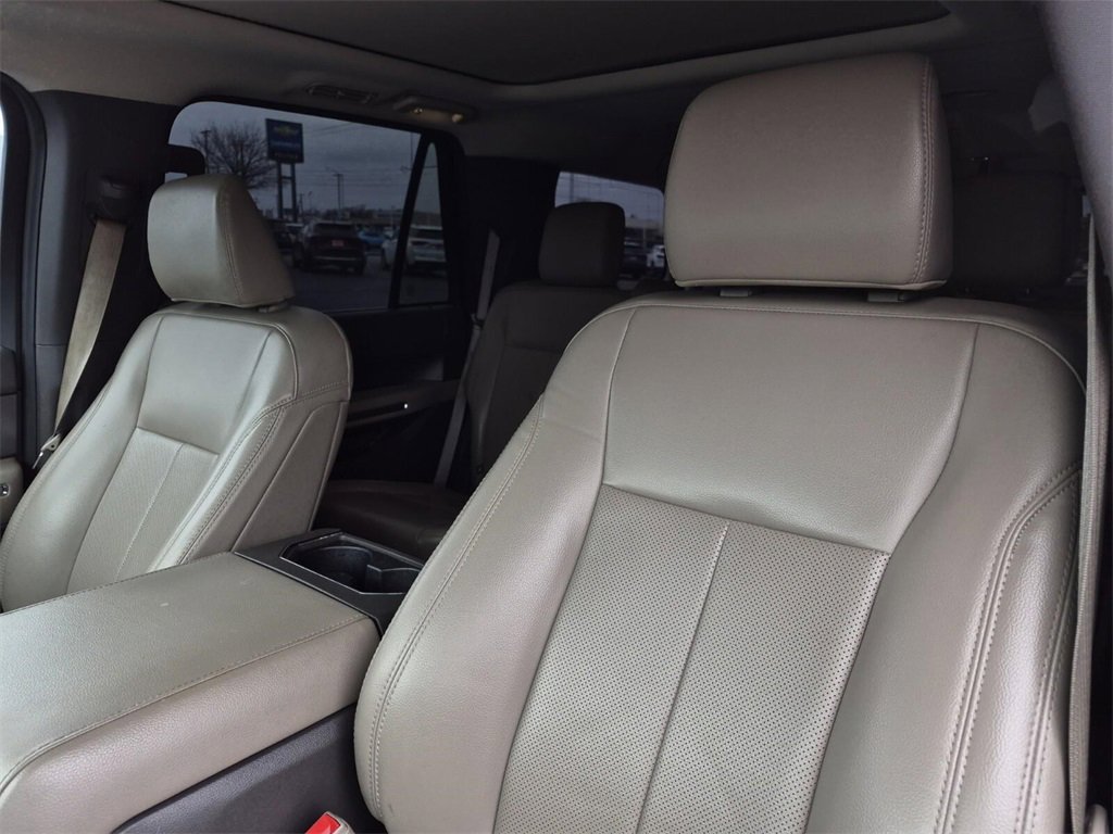Used 2021 Ford Expedition XLT image 36