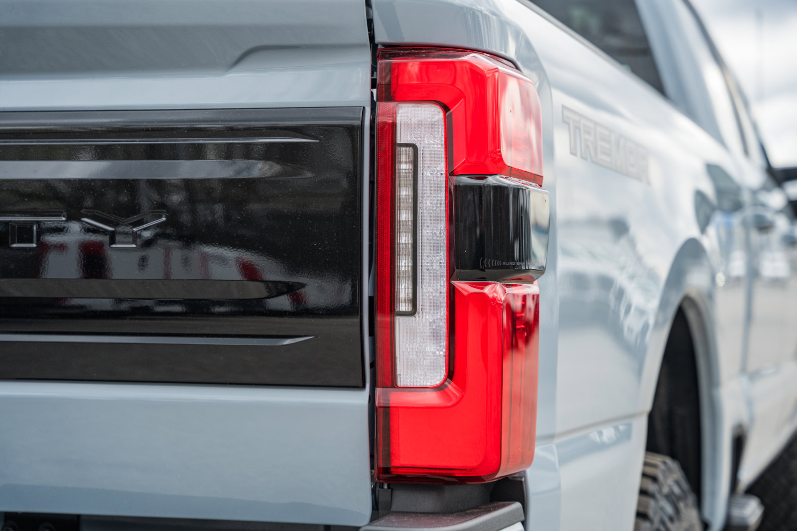 New 2026 Ford F250 Platinum AWD/4WD image 7