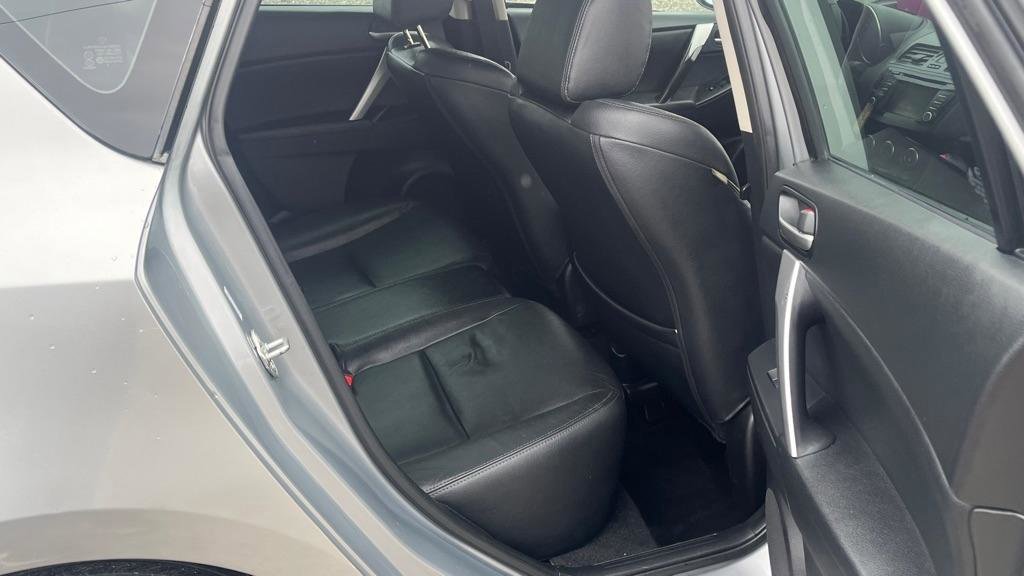 Used 2013 MAZDA MAZDA3 i Grand Touring image 19