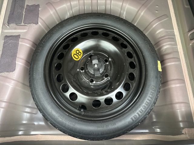 Used 2024 Chevrolet Trax RS image 17