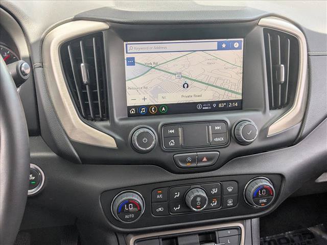 Used 2024 GMC Terrain Denali w/ Denali Premium Package AWD/4WD image 14