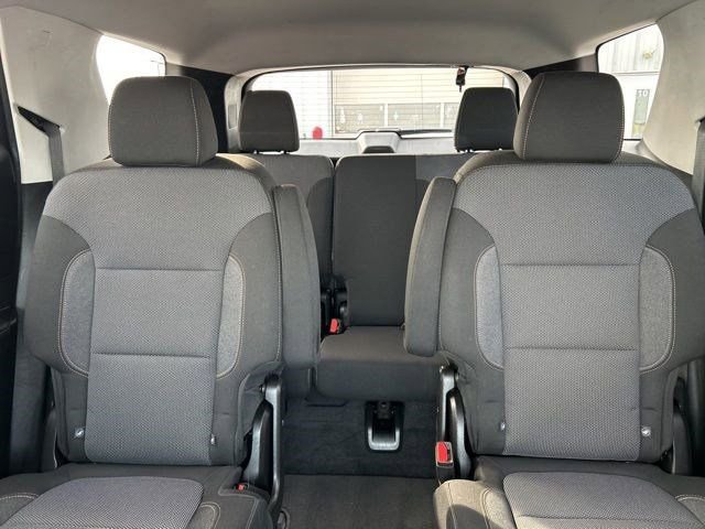 Used 2020 Chevrolet Traverse LT image 31