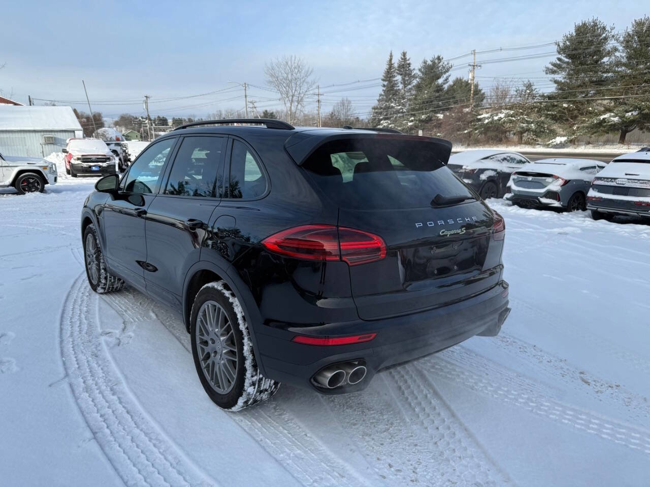 Used 2016 Porsche Cayenne S AWD/4WD image 8