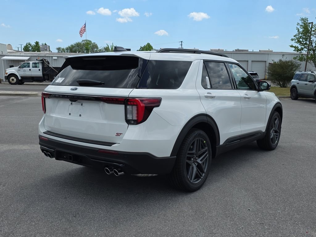 New 2026 Ford Explorer ST RWD image 7
