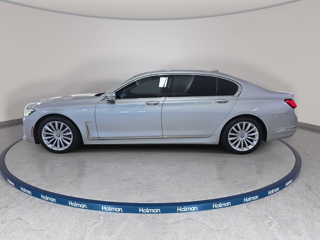 Used 2020 BMW 740i RWD image 9