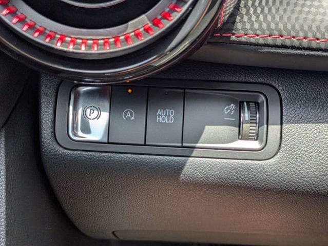 New 2026 Chevrolet Equinox RS w/ Convenience Package III FWD image 28