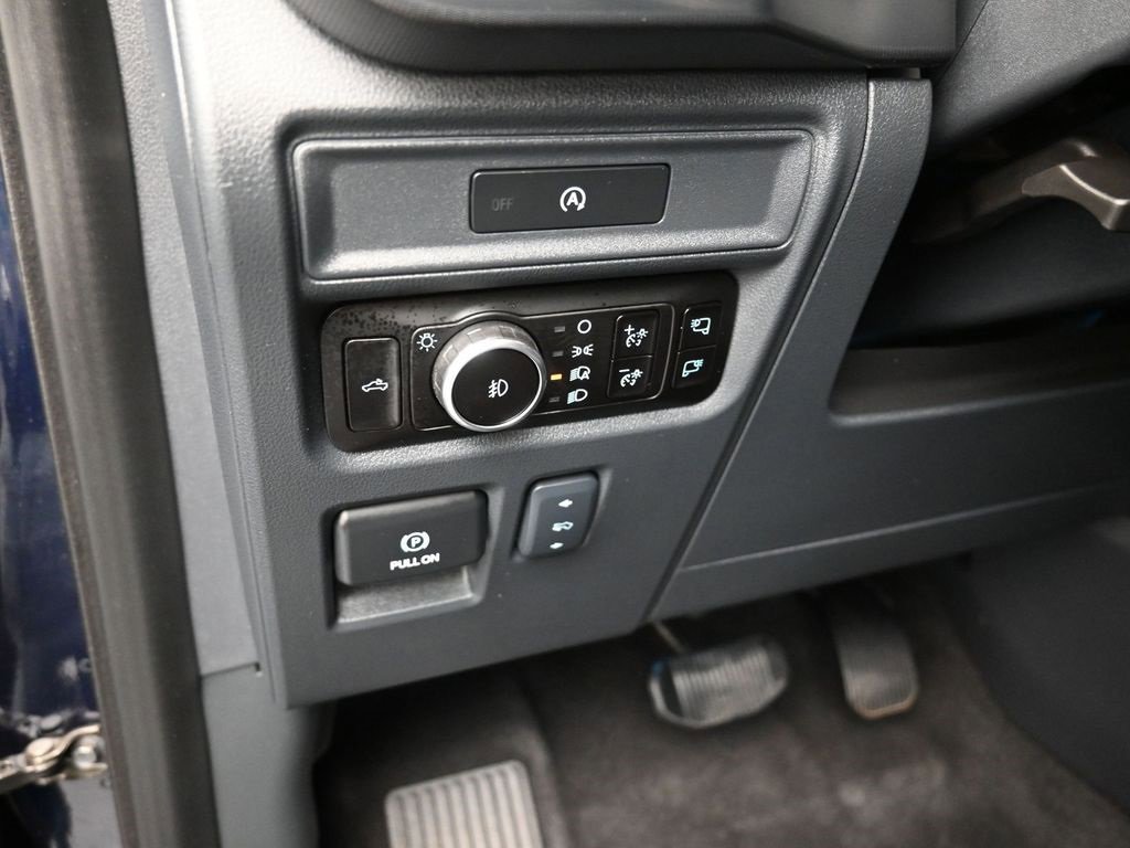 Certified 2025 Ford F150 Lariat w/ Equipment Group 502A High image 13