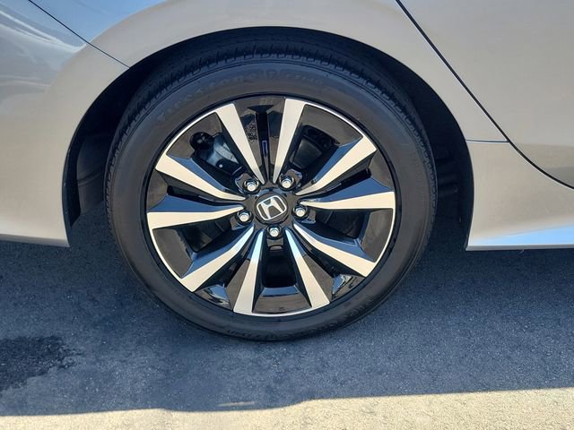 Used 2024 Honda Civic EX image 6