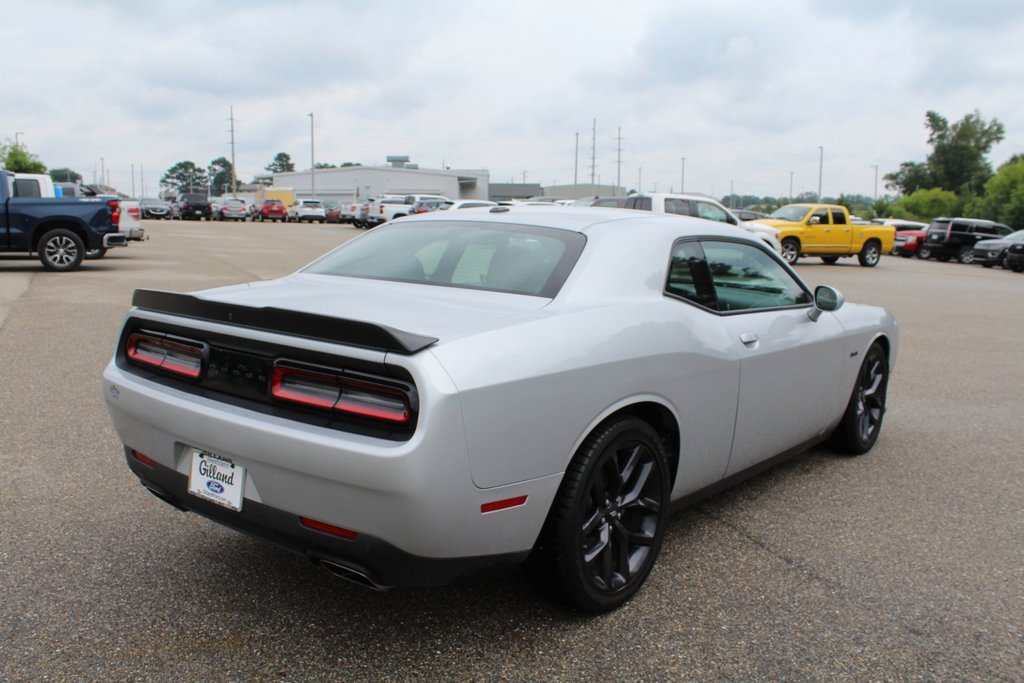 Used 2023 Dodge Challenger R/T w/ Blacktop Package image 11