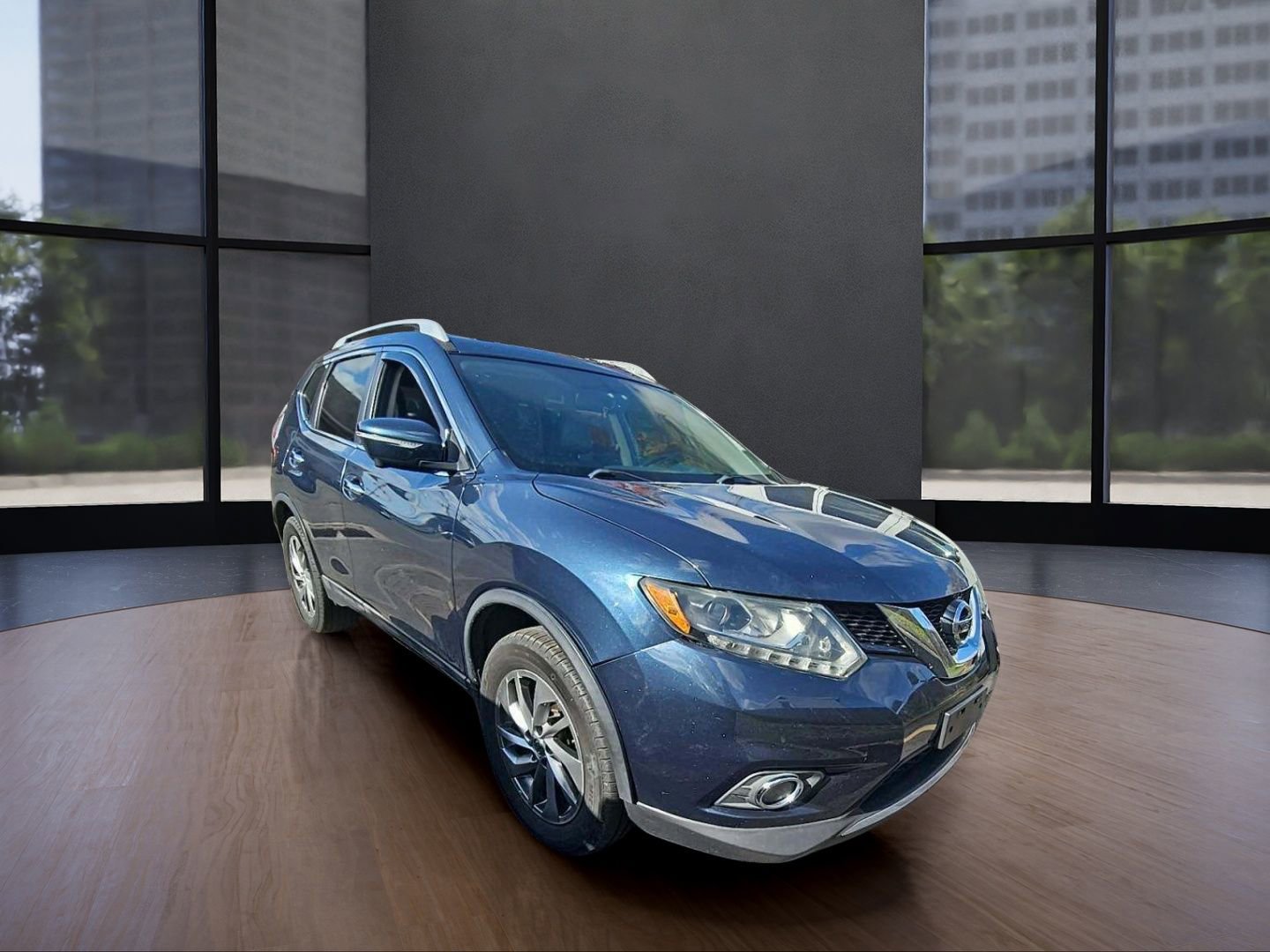 Used 2015 Nissan Rogue SL w/ SL Premium Package image 2
