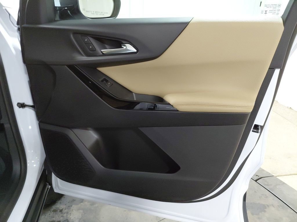 New 2026 Chevrolet Equinox ACTIV w/ Convenience Package III image 21