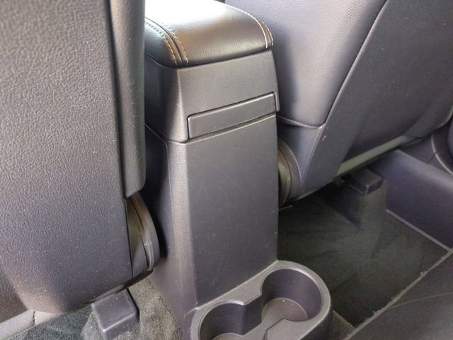 Used 2017 Jeep Compass Latitude FWD image 13