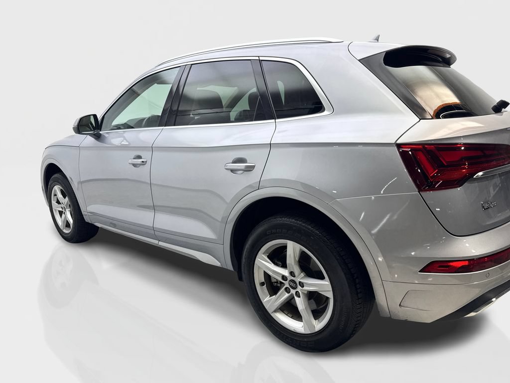 Used 2023 Audi Q5 2.0T Premium w/ Convenience Package AWD/4WD image 14