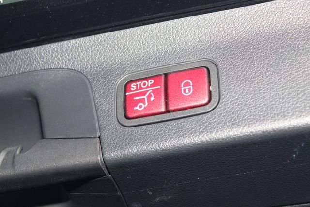 Used 2024 Mercedes-Benz GLS 450 4MATIC image 13