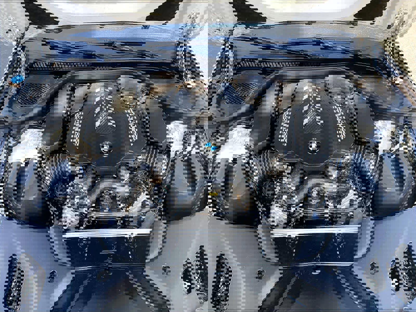 Used 2020 BMW M550i xDrive AWD/4WD image 12