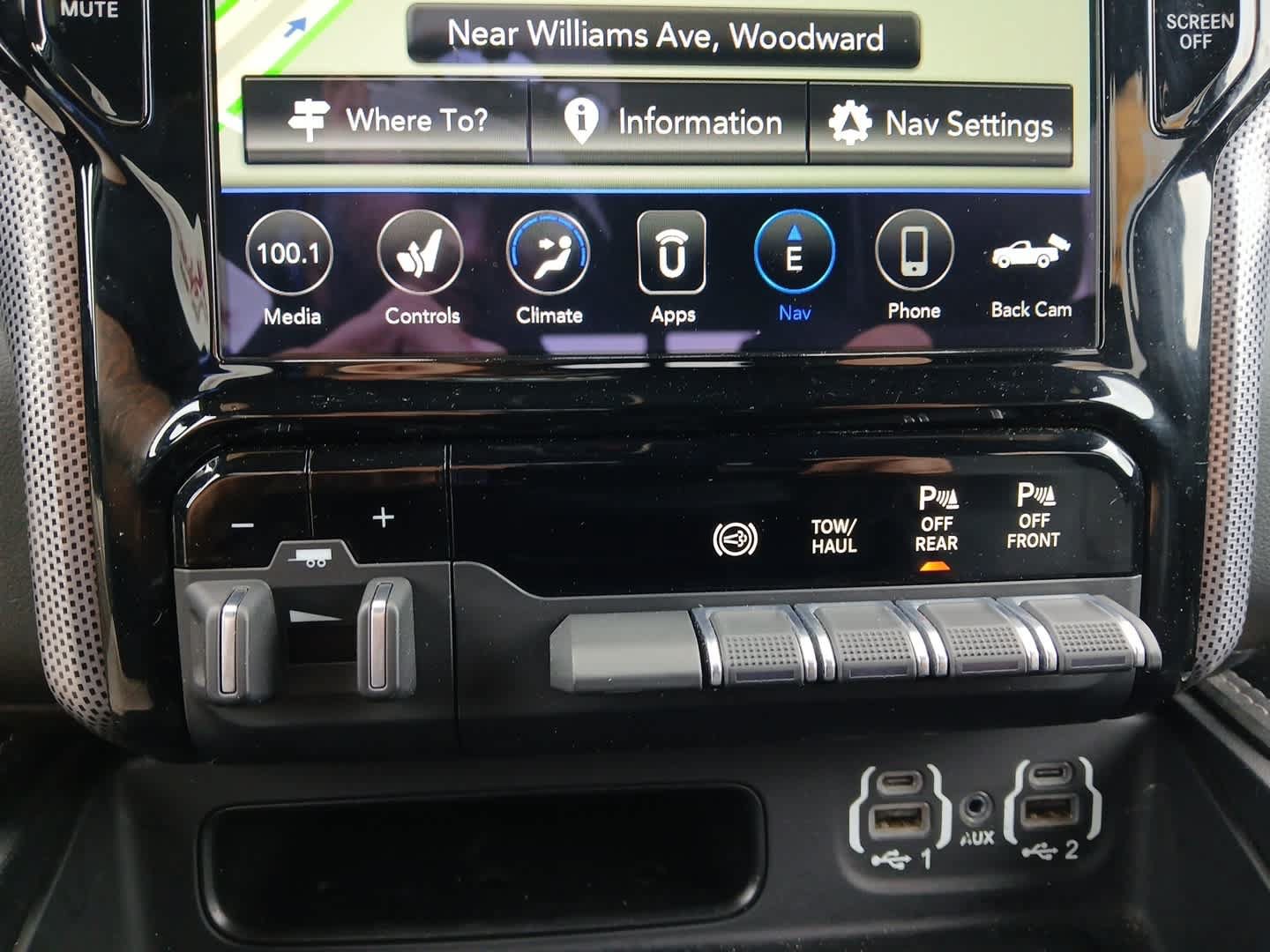 Used 2020 RAM 2500 Limited AWD/4WD image 77
