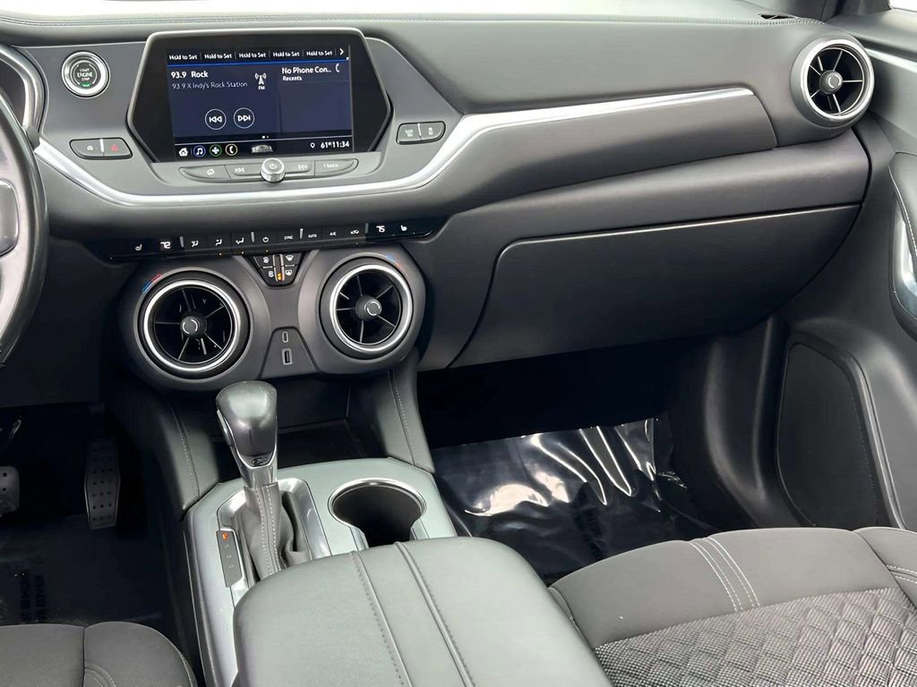Used 2020 Chevrolet Blazer LT FWD image 19