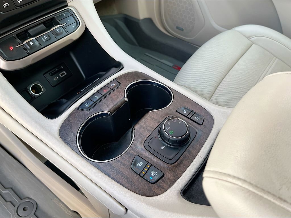 Used 2023 GMC Acadia Denali w/ Denali Ultimate Package image 21