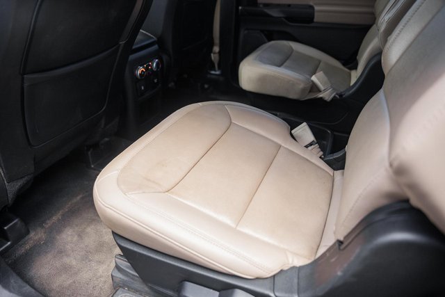 Used 2020 Ford Explorer Limited image 38