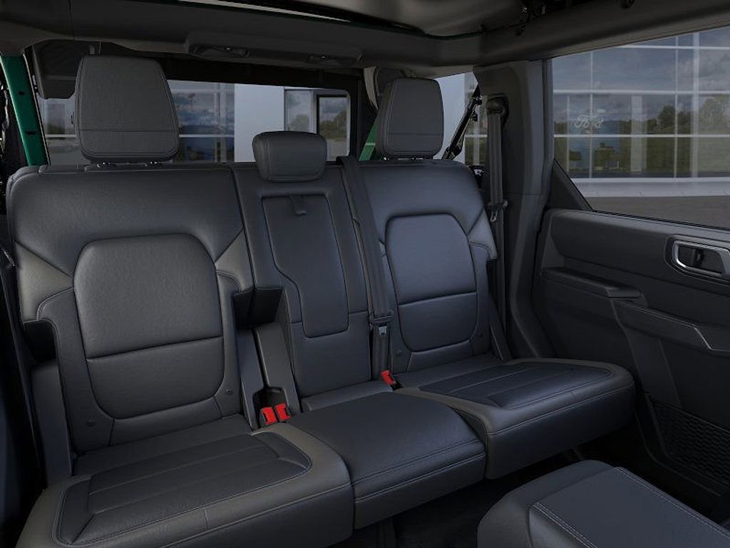 New 2025 Ford Bronco Outer Banks image 11