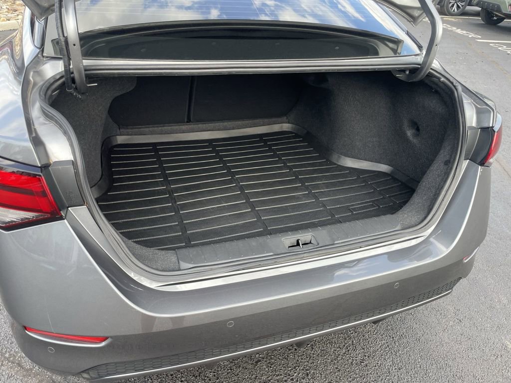 Used 2024 Nissan Sentra SV image 34
