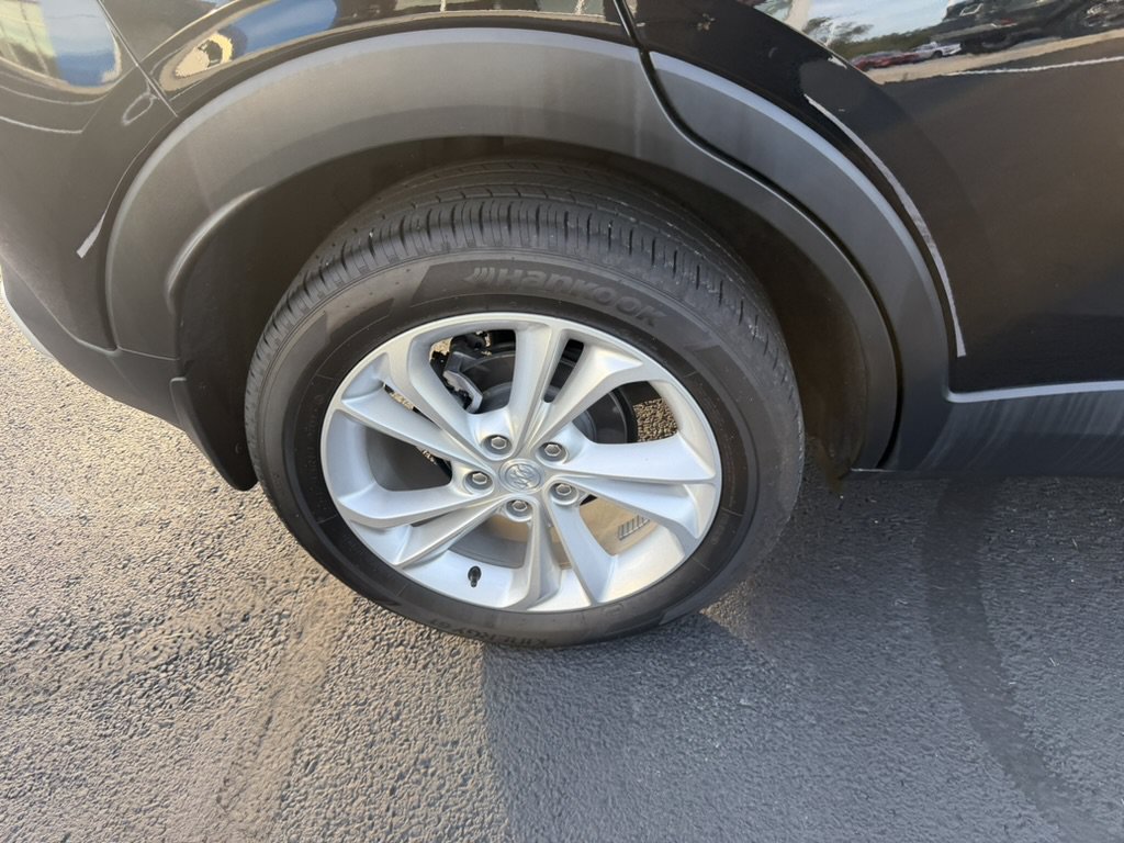 Certified 2023 Buick Encore GX Preferred w/ Cold Weather Comfort Package FWD image 11
