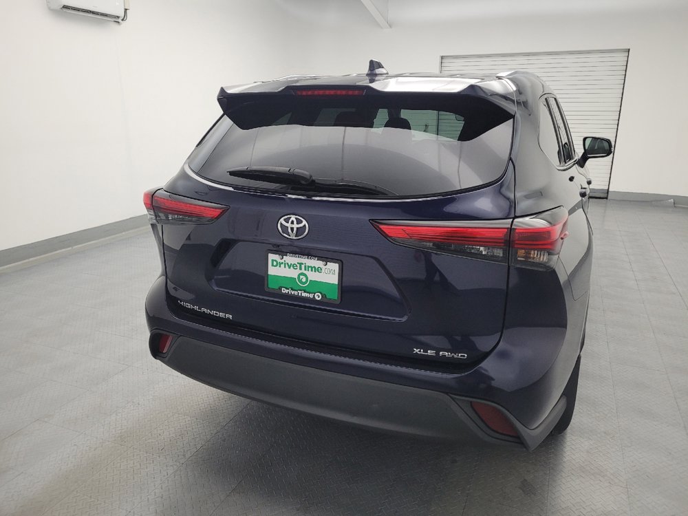 Used 2021 Toyota Highlander XLE AWD/4WD image 7