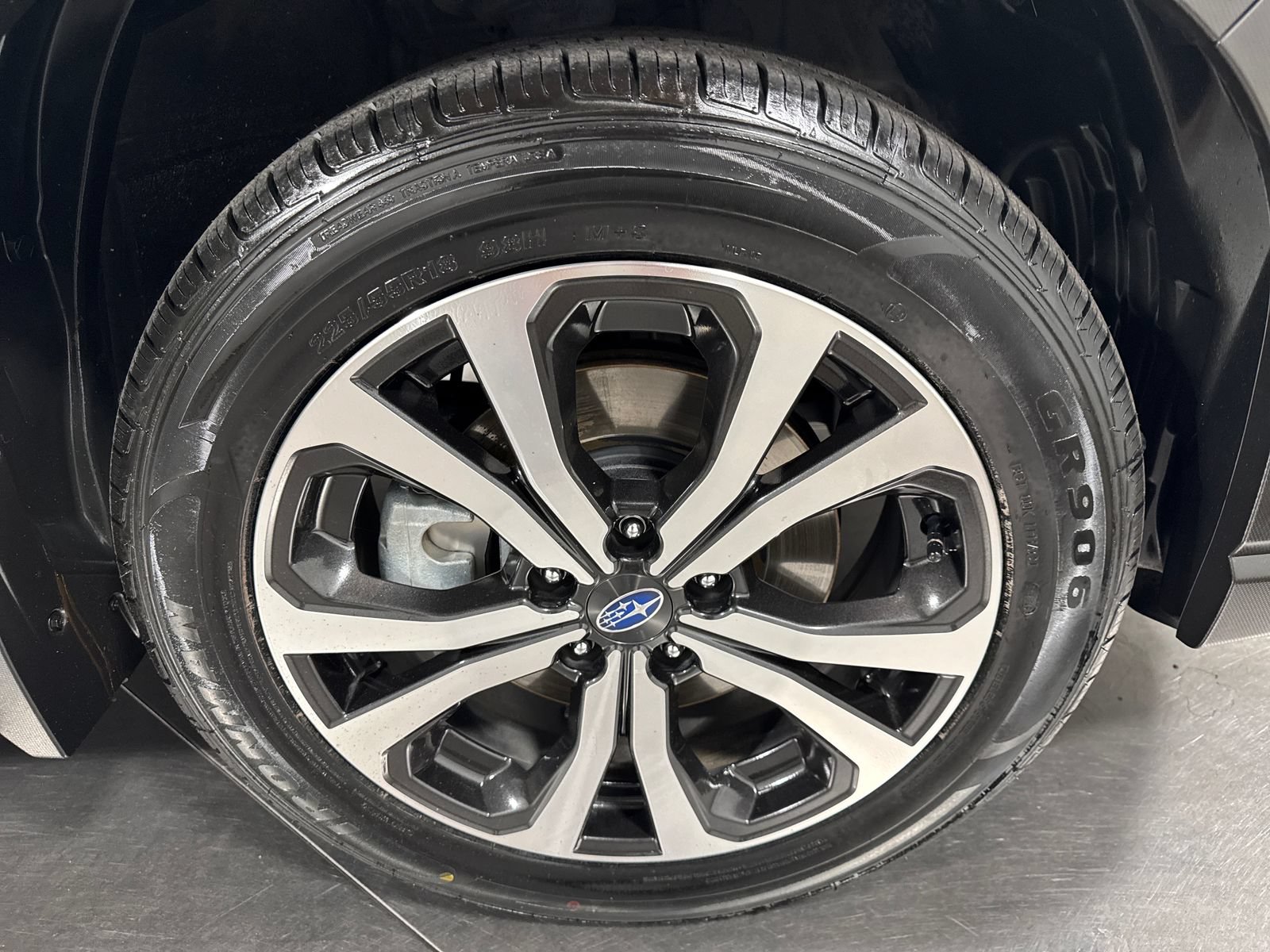 Used 2023 Subaru Forester Limited AWD/4WD image 14