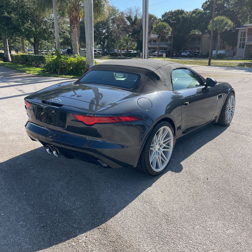 Used 2017 Jaguar F-TYPE Convertible RWD image 3