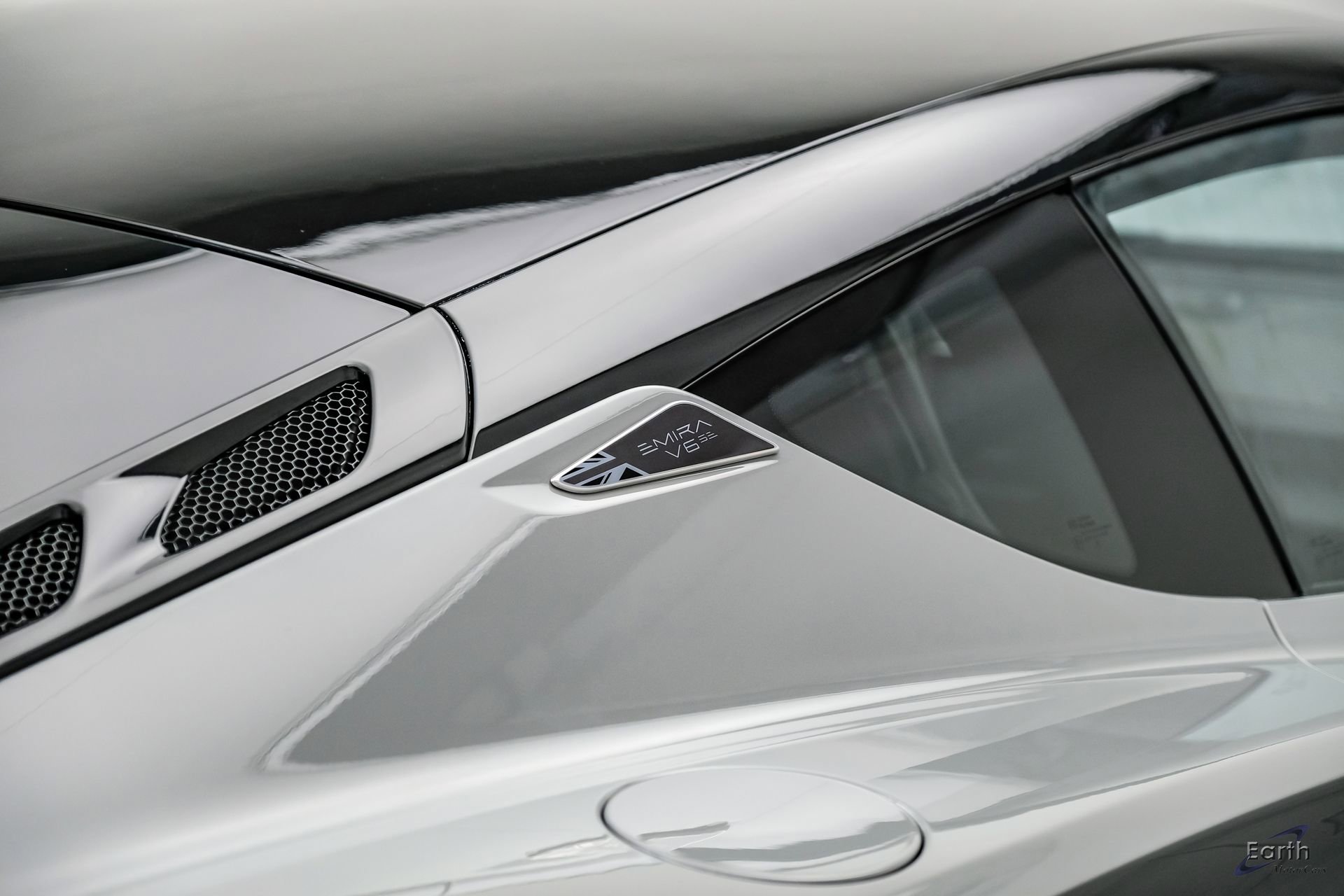 New 2026 Lotus Emira V6 SE RWD image 38