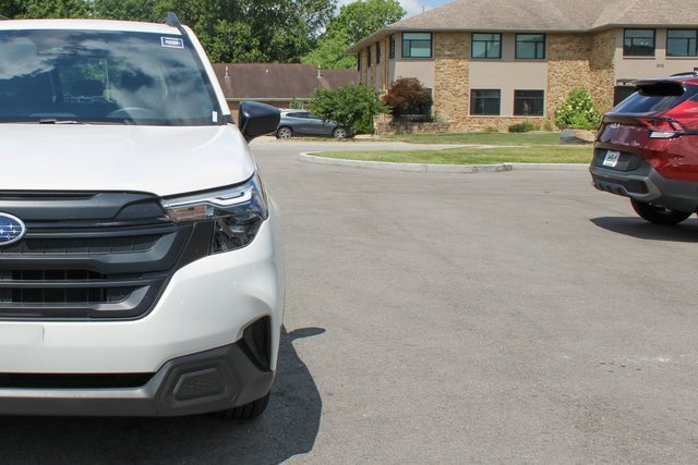Used 2025 Subaru Forester w/ Convenience Package #1 image 40