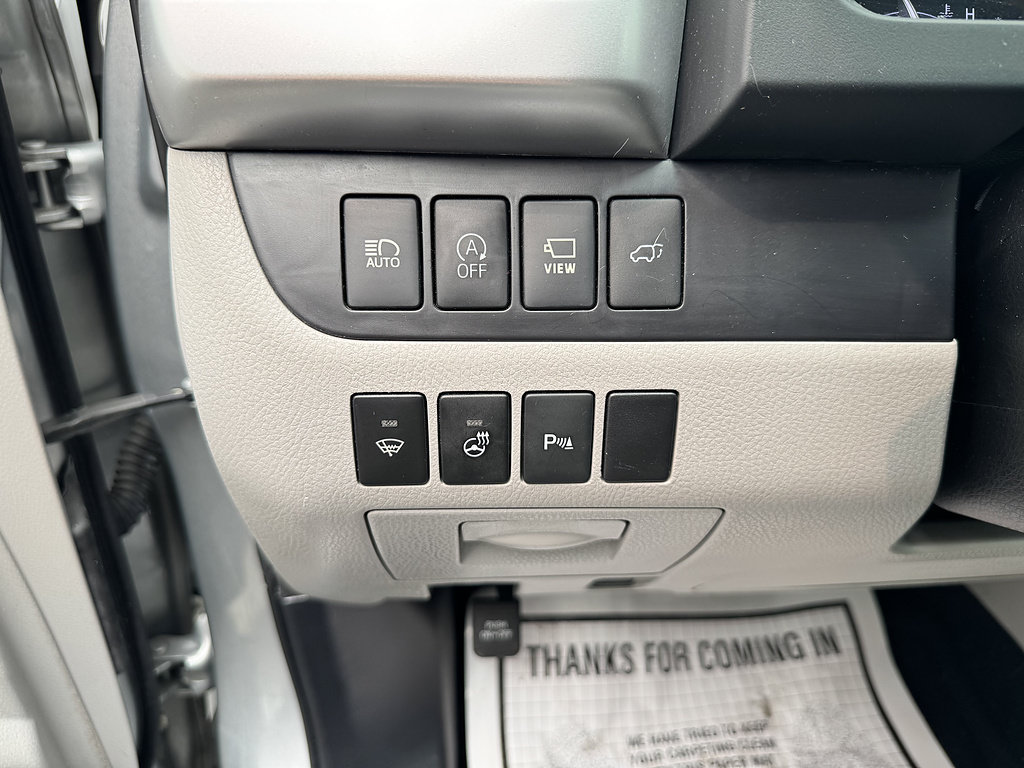 Certified 2017 Toyota Highlander Limited Platinum w/ Carpet Mat Package AWD/4WD image 17