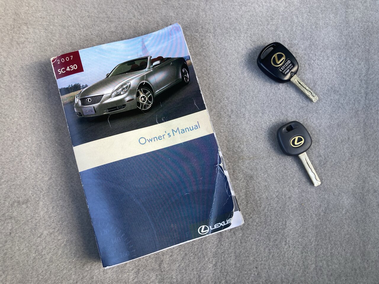 Used 2007 Lexus SC 430 Convertible RWD image 35