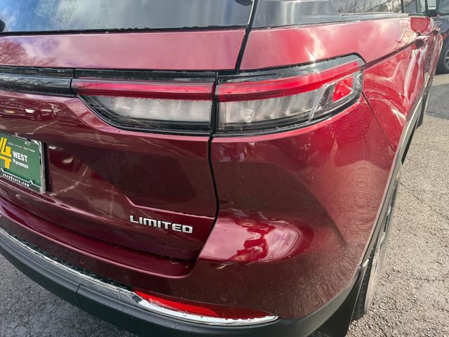 New 2025 Jeep Grand Cherokee Limited w/ MOPAR Finishing Package image 12