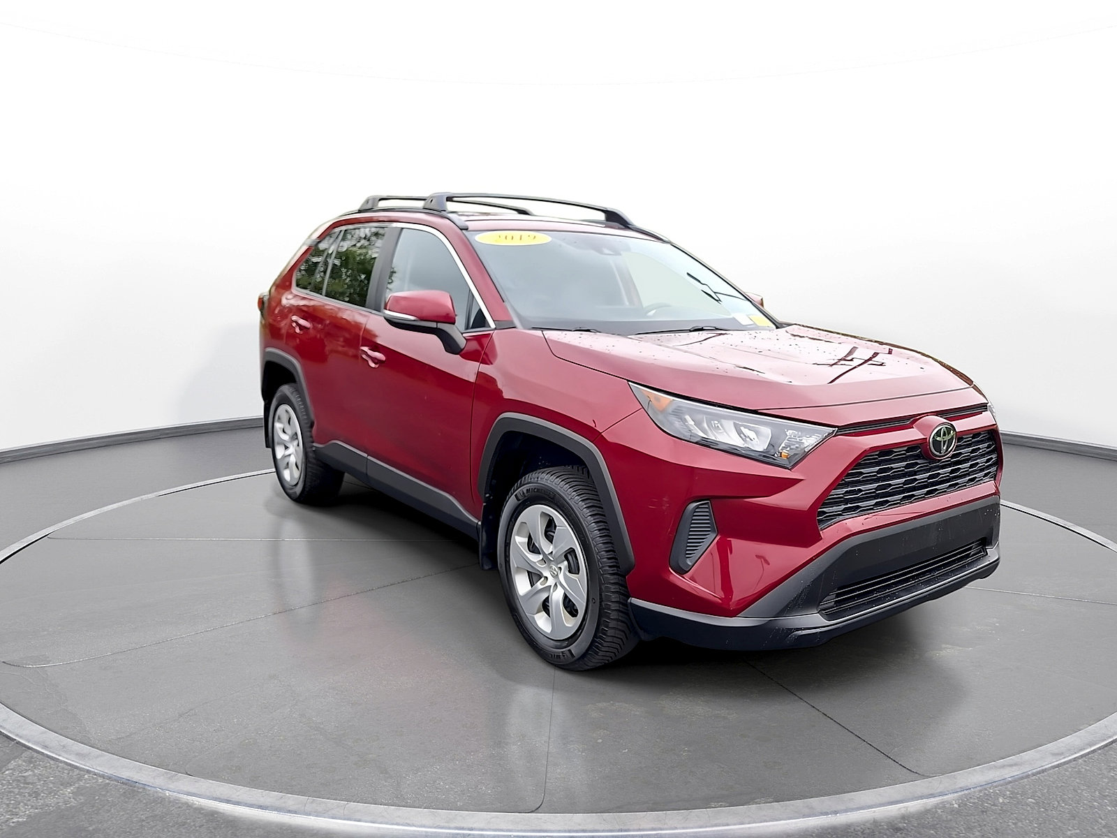 Used 2019 Toyota RAV4 LE w/ All Weather Liner Package AWD/4WD image 2