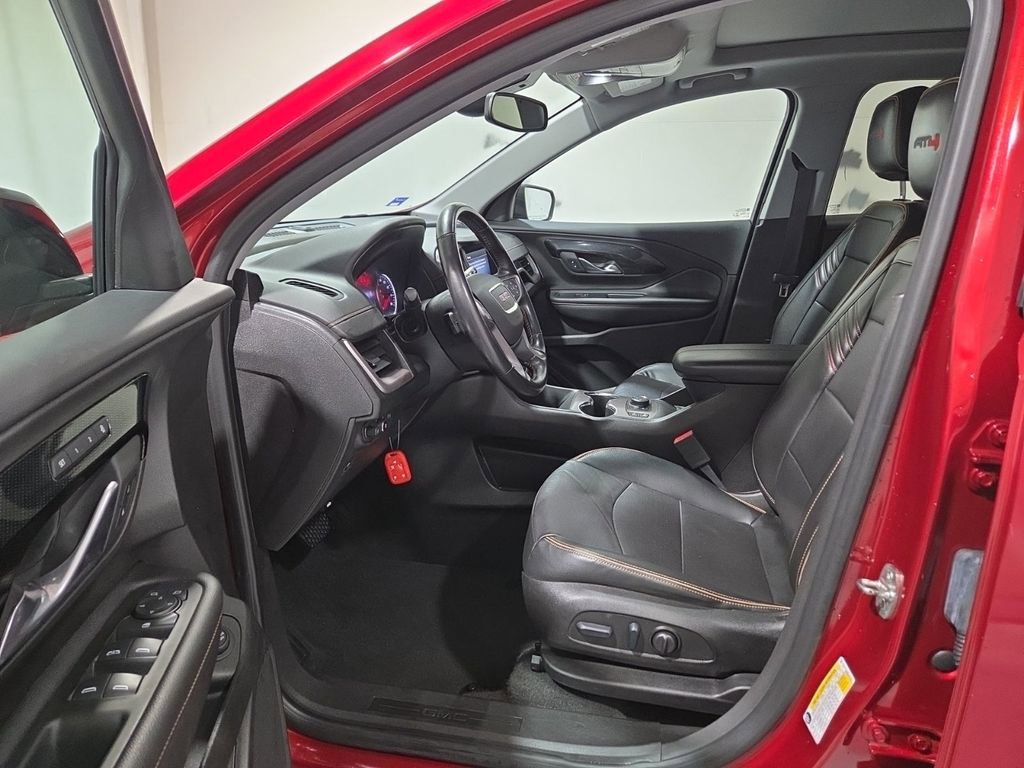 Used 2022 GMC Terrain AT4 w/ Infotainment Package II image 9