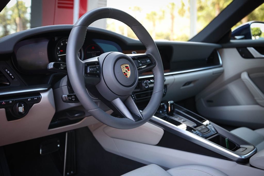 Used 2024 Porsche 911 Carrera S image 38