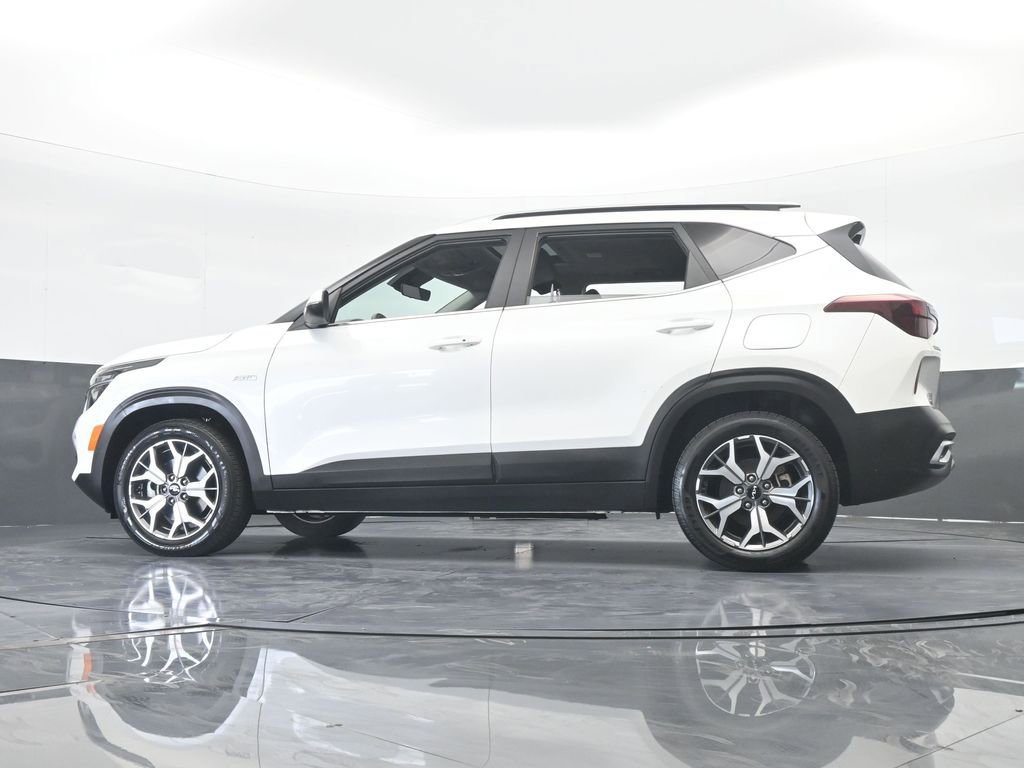 Used 2022 Kia Seltos EX image 60