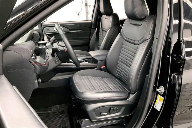 Used 2025 Ford Explorer ST-Line w/ Premium Package image 21