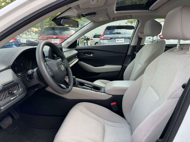 Used 2023 Honda Accord EX image 18