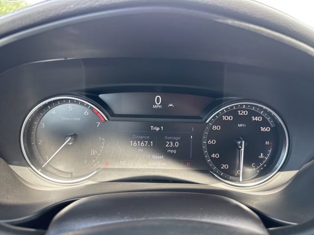 Used 2023 Cadillac XT4 Premium Luxury FWD image 14