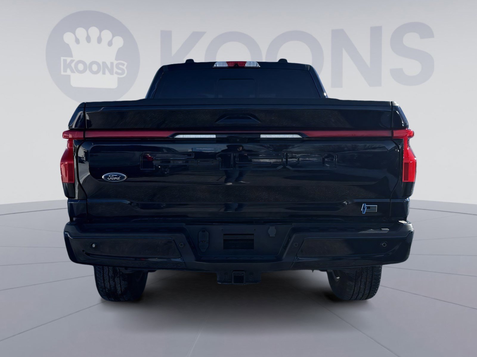 Used 2023 Ford F150 Lightning Lariat w/ Equipment Group 511A High image 5