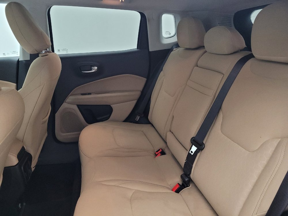 Used 2018 Jeep Compass Sport image 18