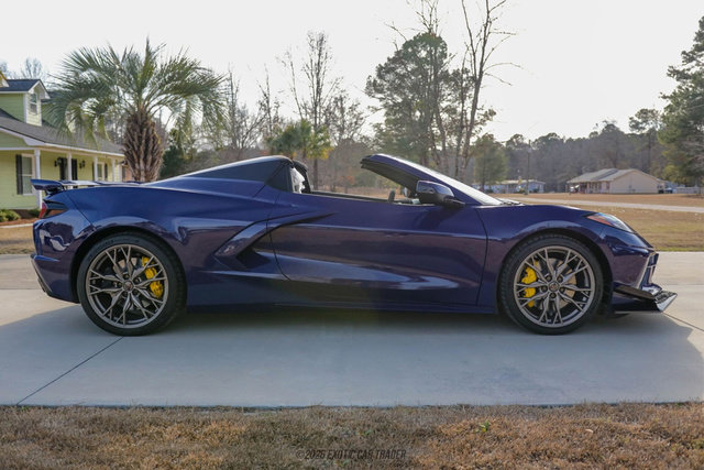 Used 2025 Chevrolet Corvette Stingray Convertible 3LT Z51 w/ Z51 Performance Package image 9