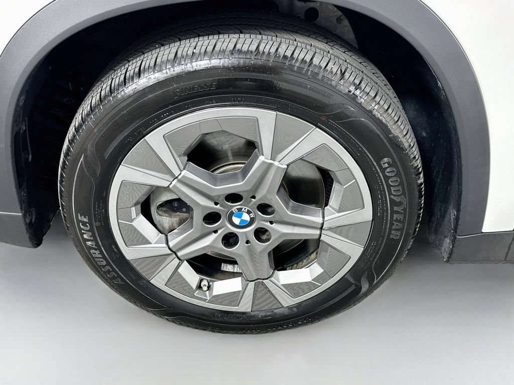 Certified 2023 BMW X1 xDrive28i w/ Convenience Package AWD/4WD image 32